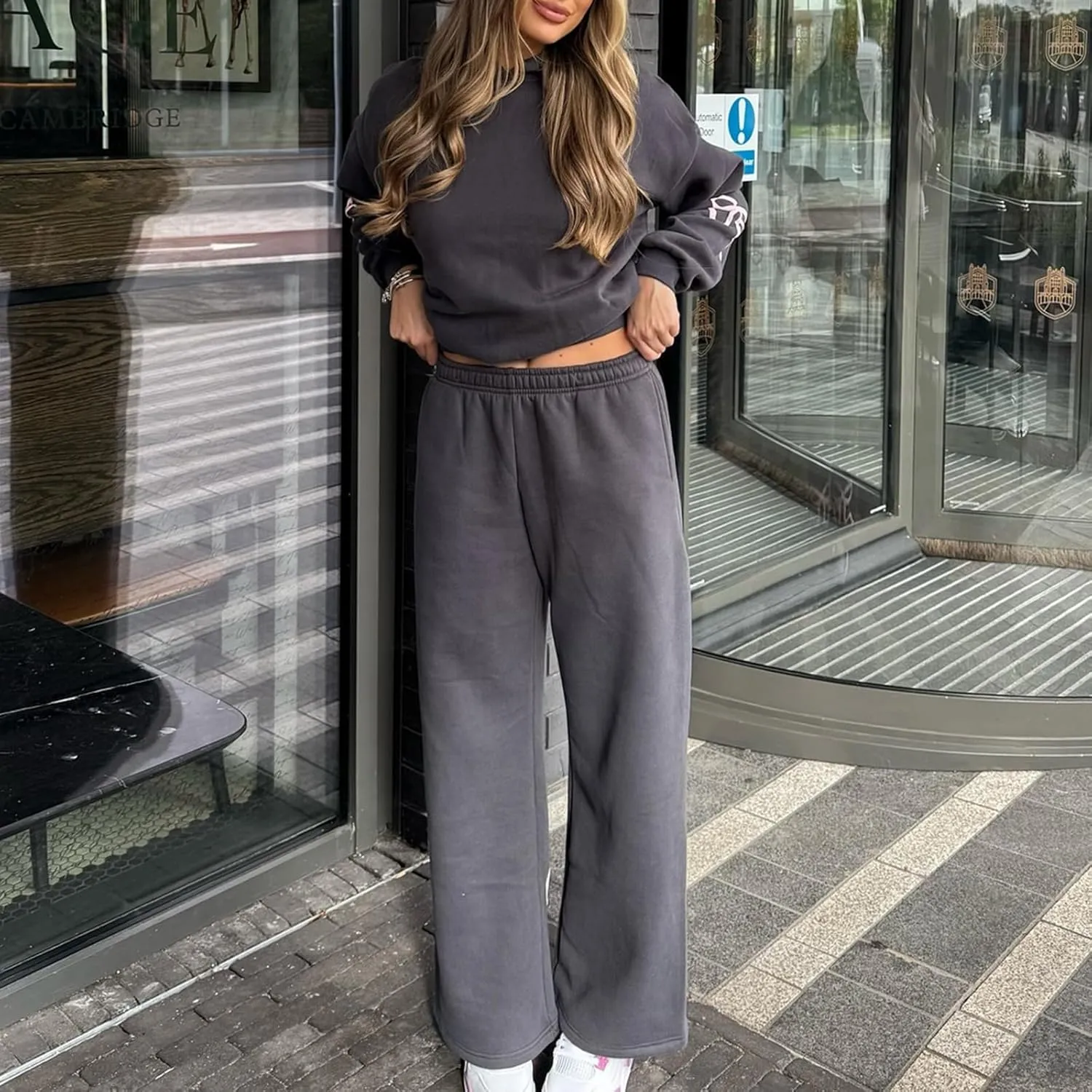 Aonoapll Women Cute 2 Piece Sweatsuit Bow Print Sweatshirt Outfits Oversized Hoodie Wide Leg Sweatpants Set Y2k Tracksuit