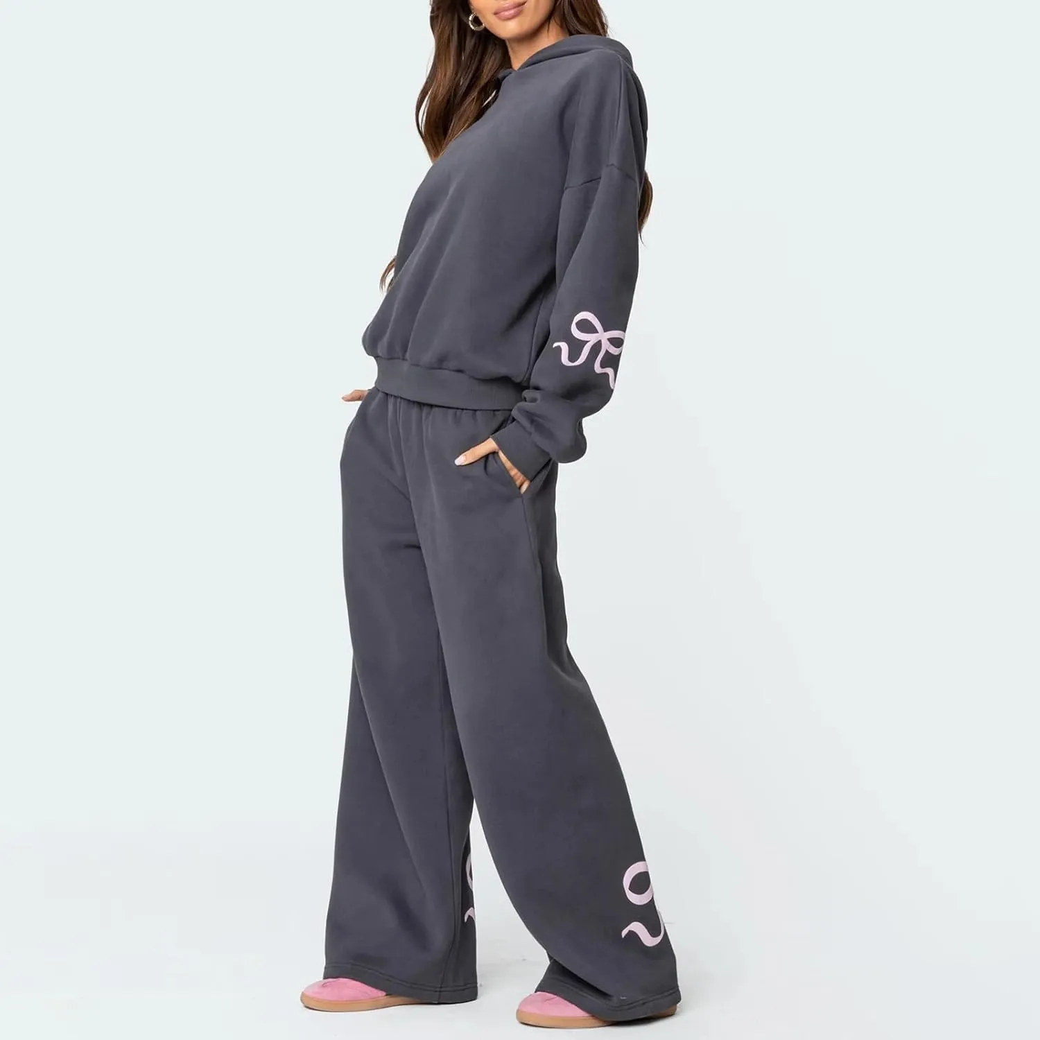 Aonoapll Women Cute 2 Piece Sweatsuit Bow Print Sweatshirt Outfits Oversized Hoodie Wide Leg Sweatpants Set Y2k Tracksuit