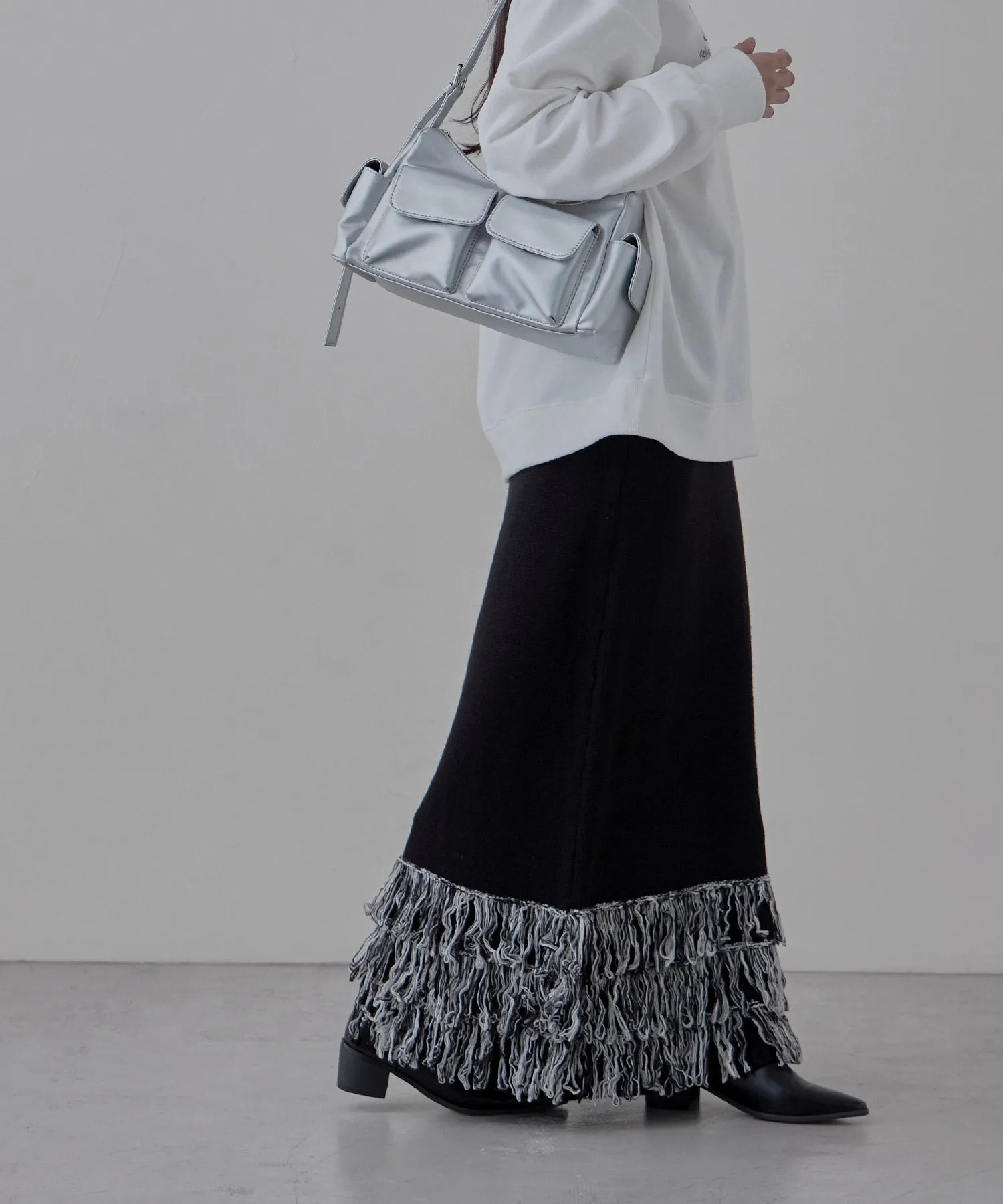 Fringe knit tight skirt