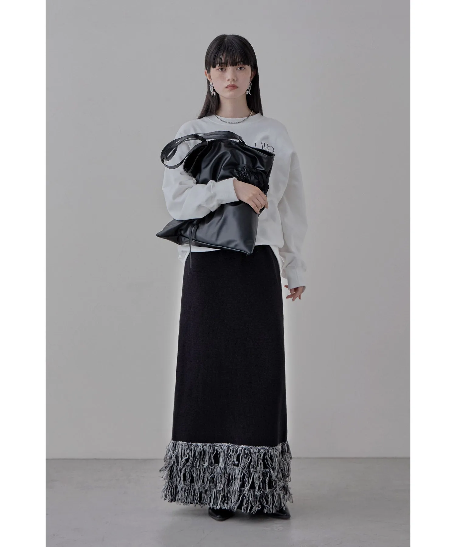 Fringe knit tight skirt