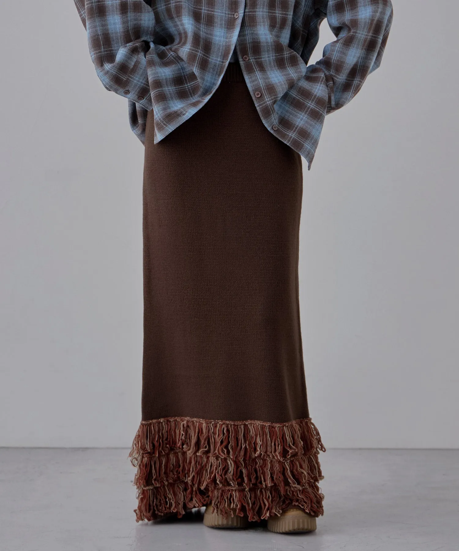 Fringe knit tight skirt