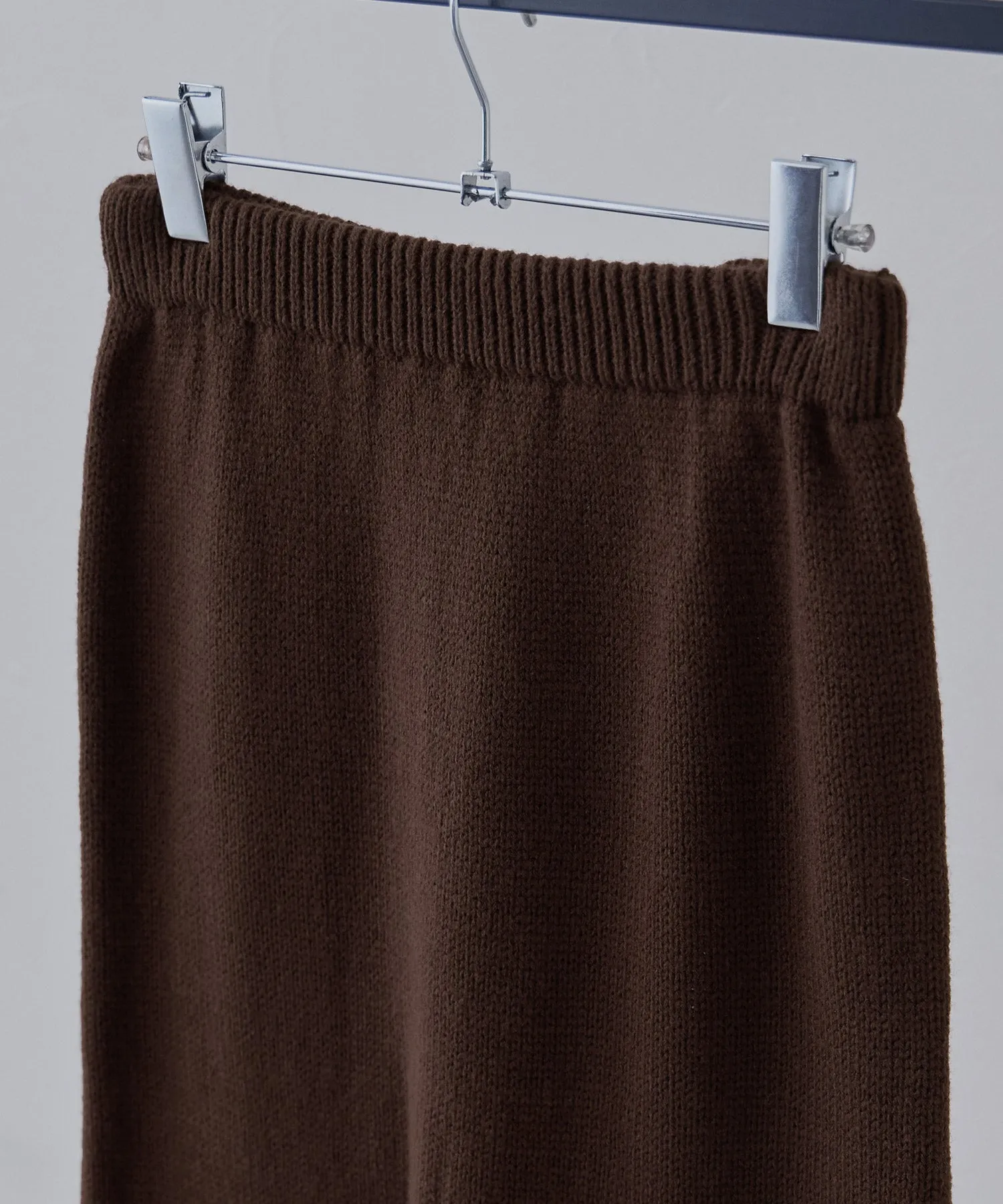 Fringe knit tight skirt