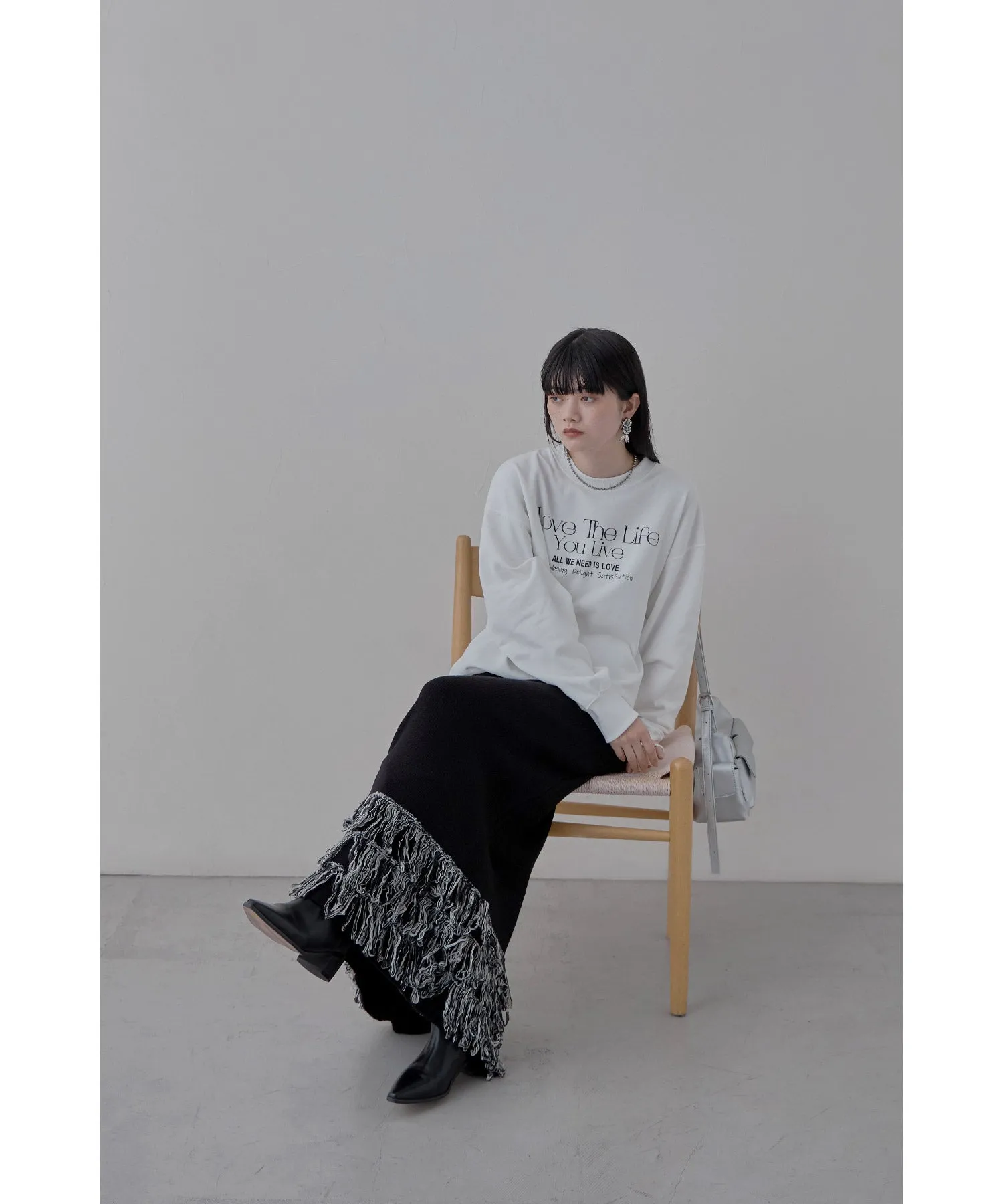 Fringe knit tight skirt