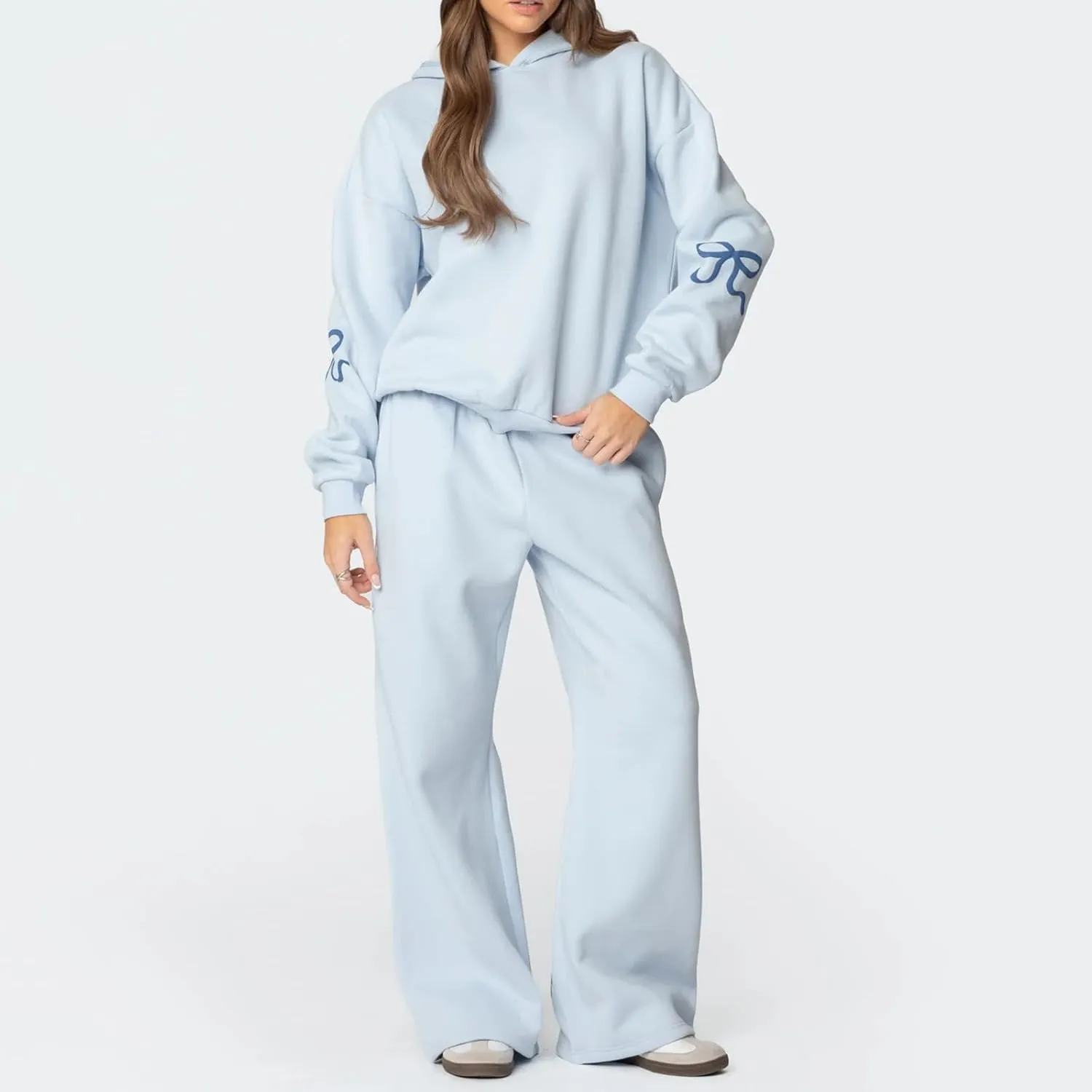 Karwuiio Women Bow Print 2 Piece Outfits Long Sleeve Oversized Sweatshirt Hoodie Wide Leg Sweatpants Set Sweatsuits