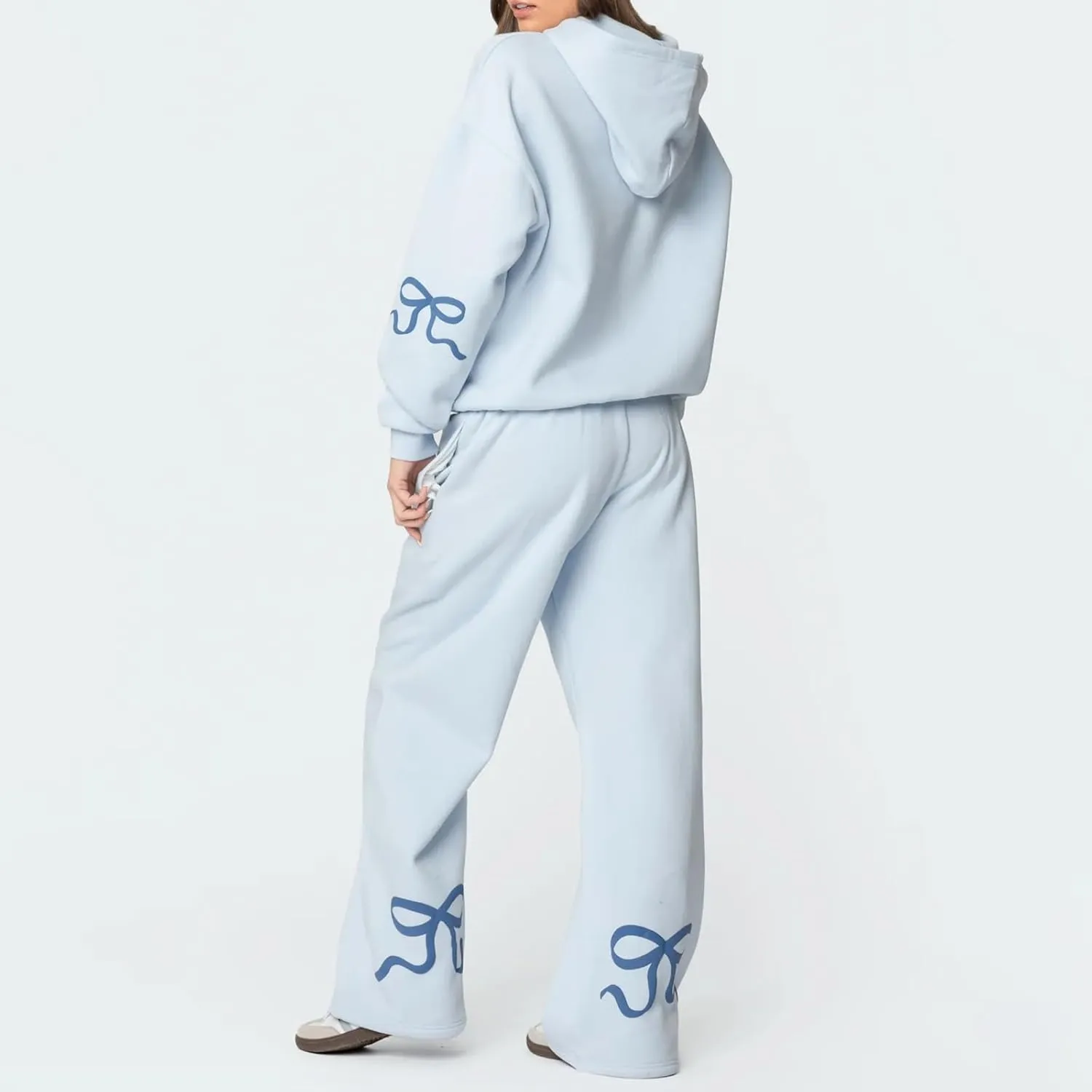 Karwuiio Women Bow Print 2 Piece Outfits Long Sleeve Oversized Sweatshirt Hoodie Wide Leg Sweatpants Set Sweatsuits