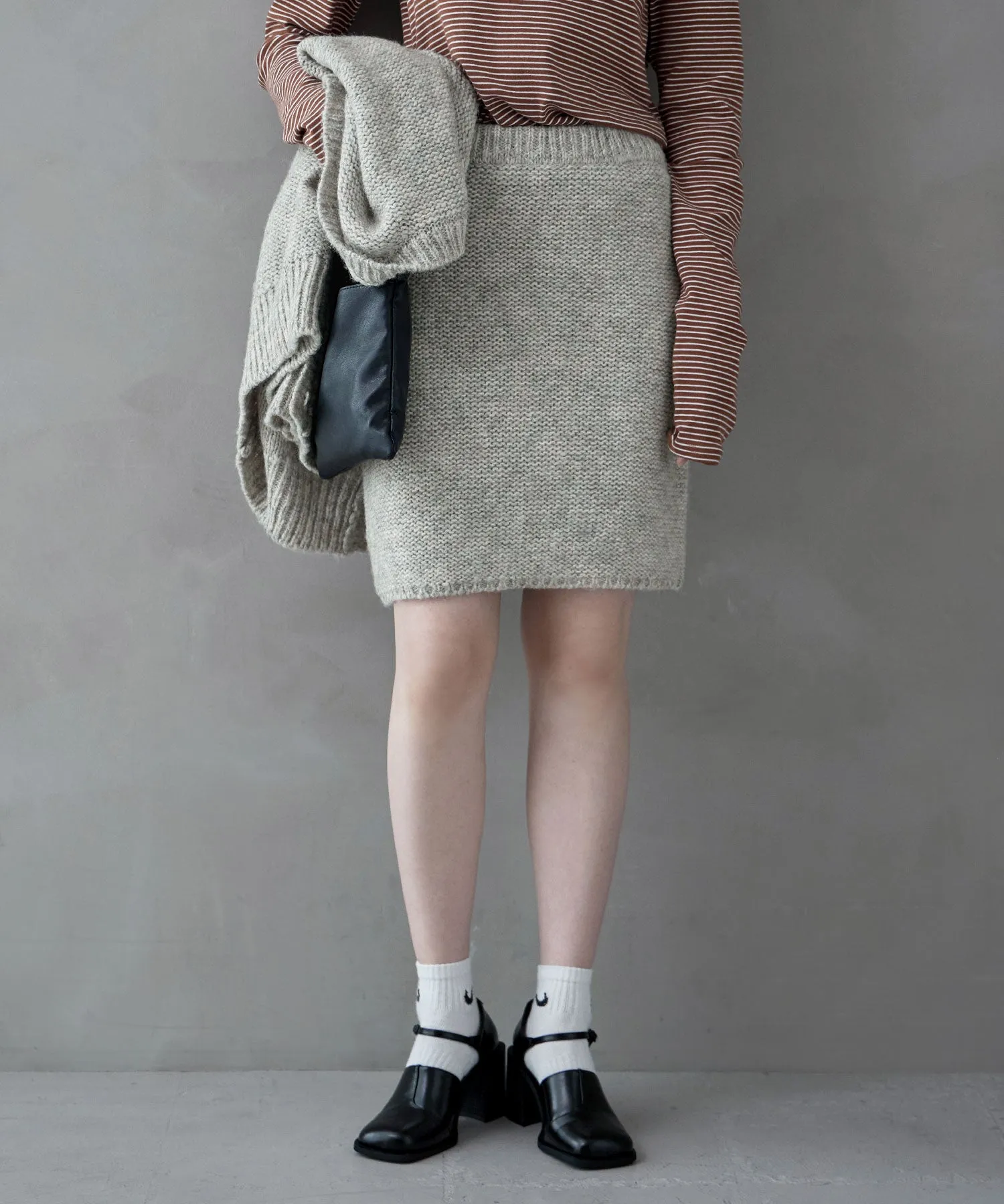 Knit tight mini skirt