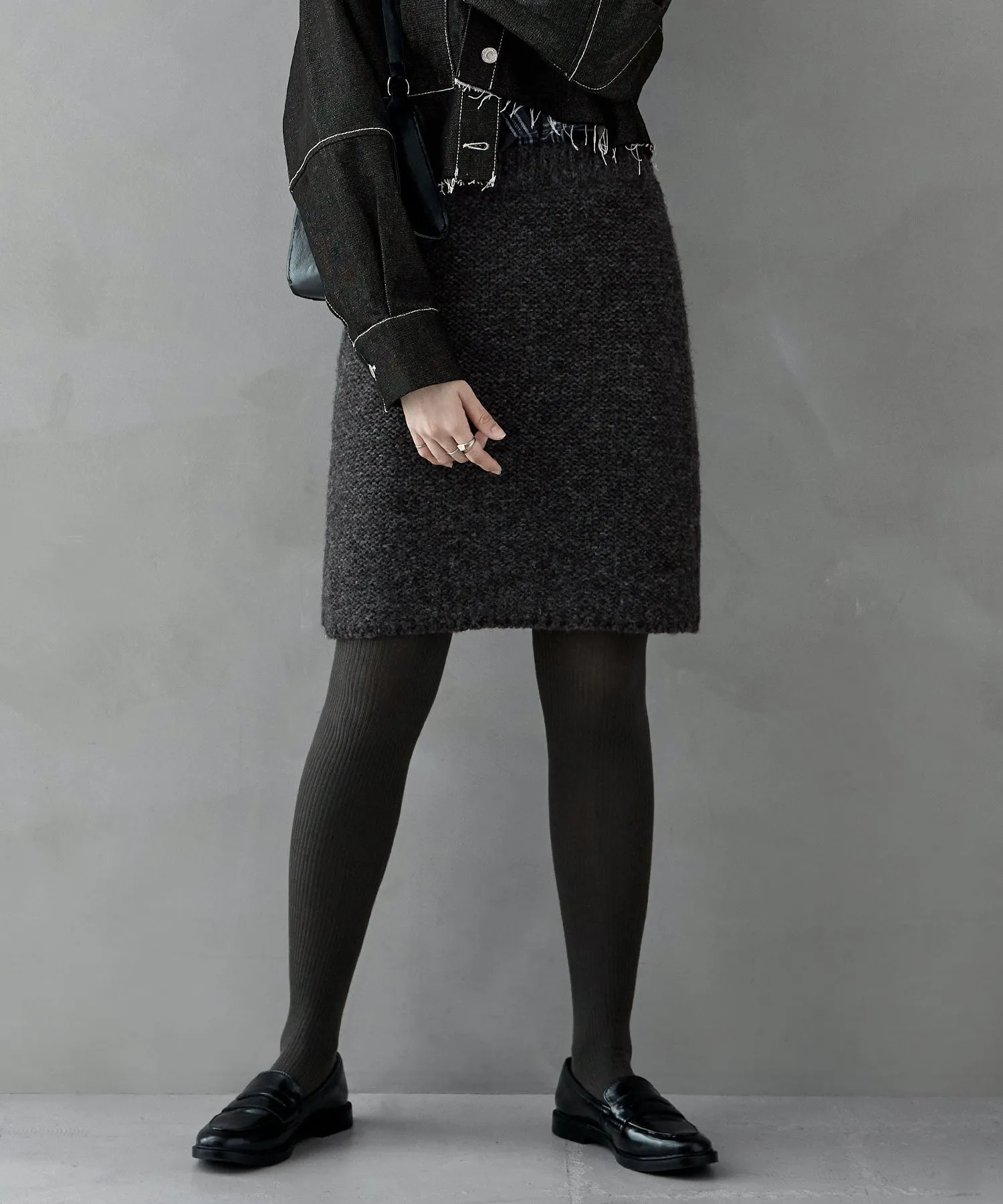 Knit tight mini skirt