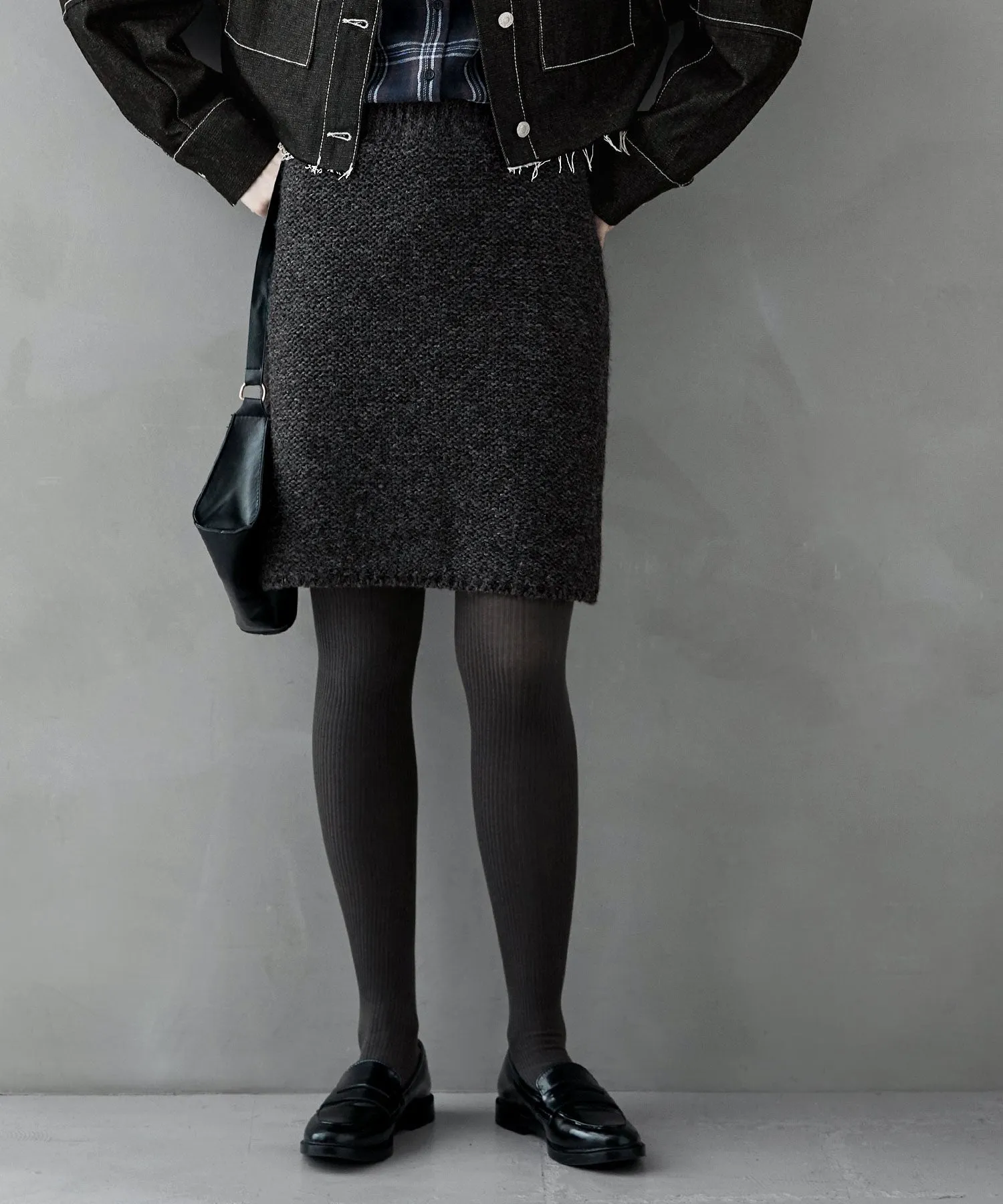 Knit tight mini skirt