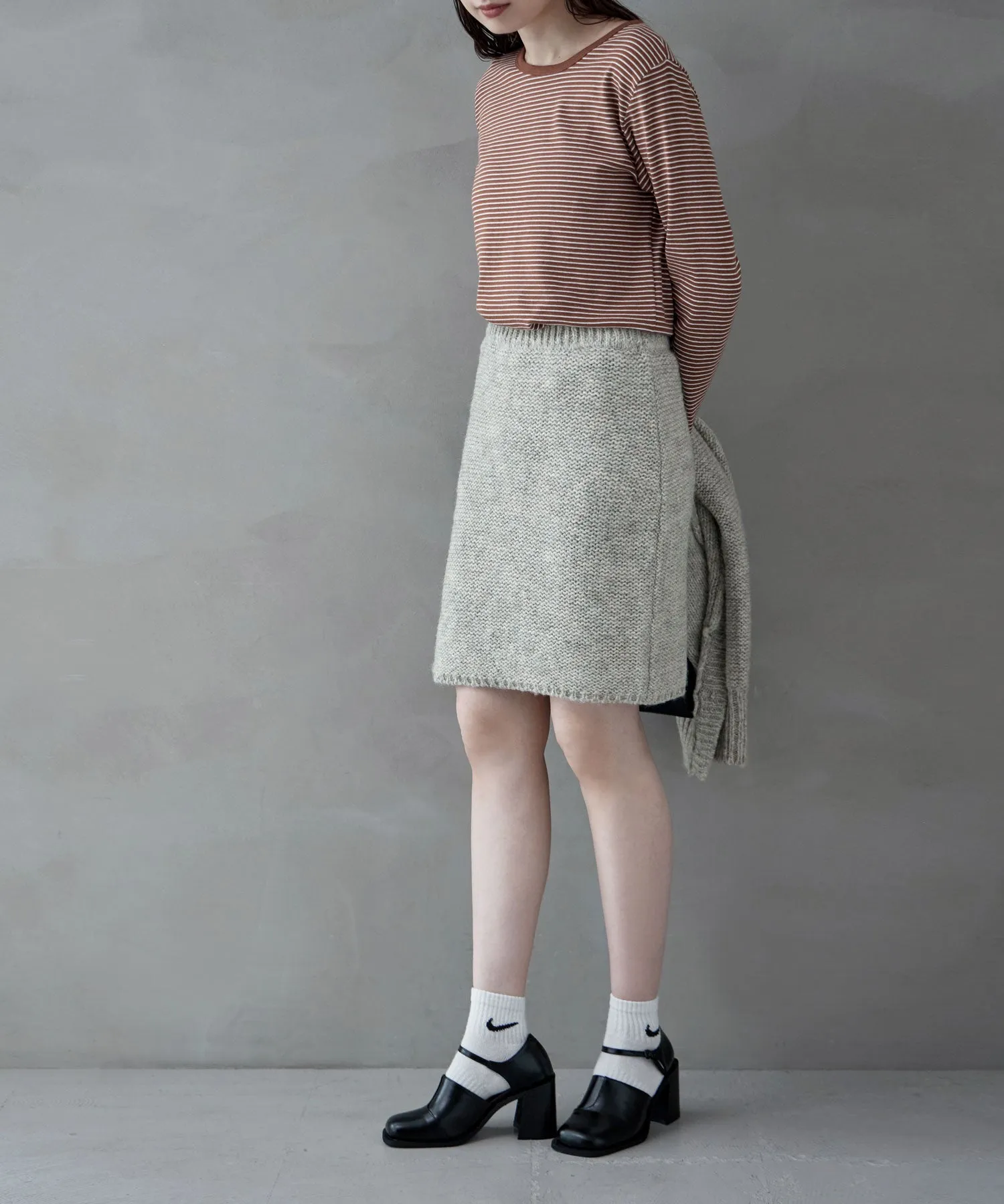 Knit tight mini skirt