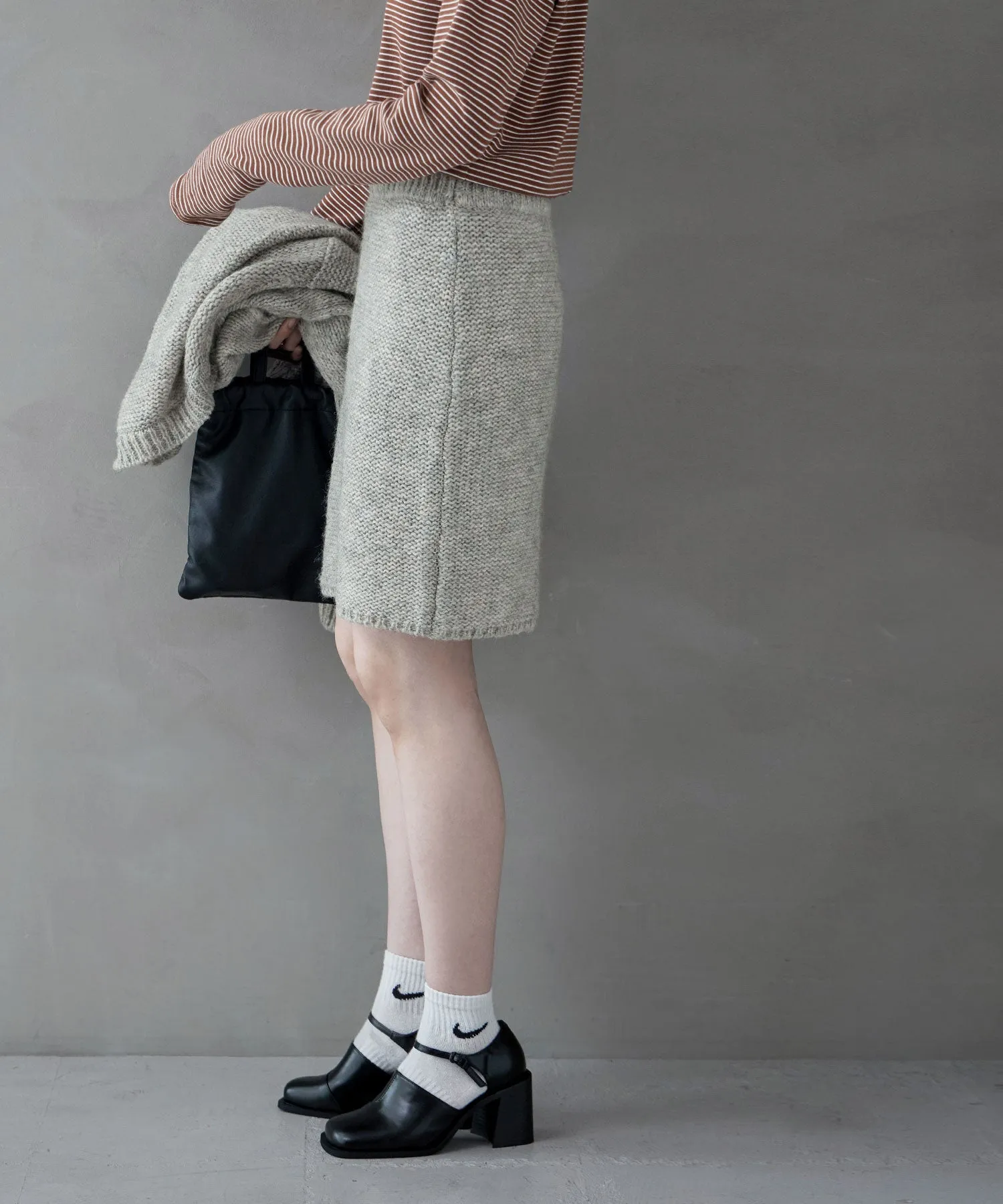 Knit tight mini skirt