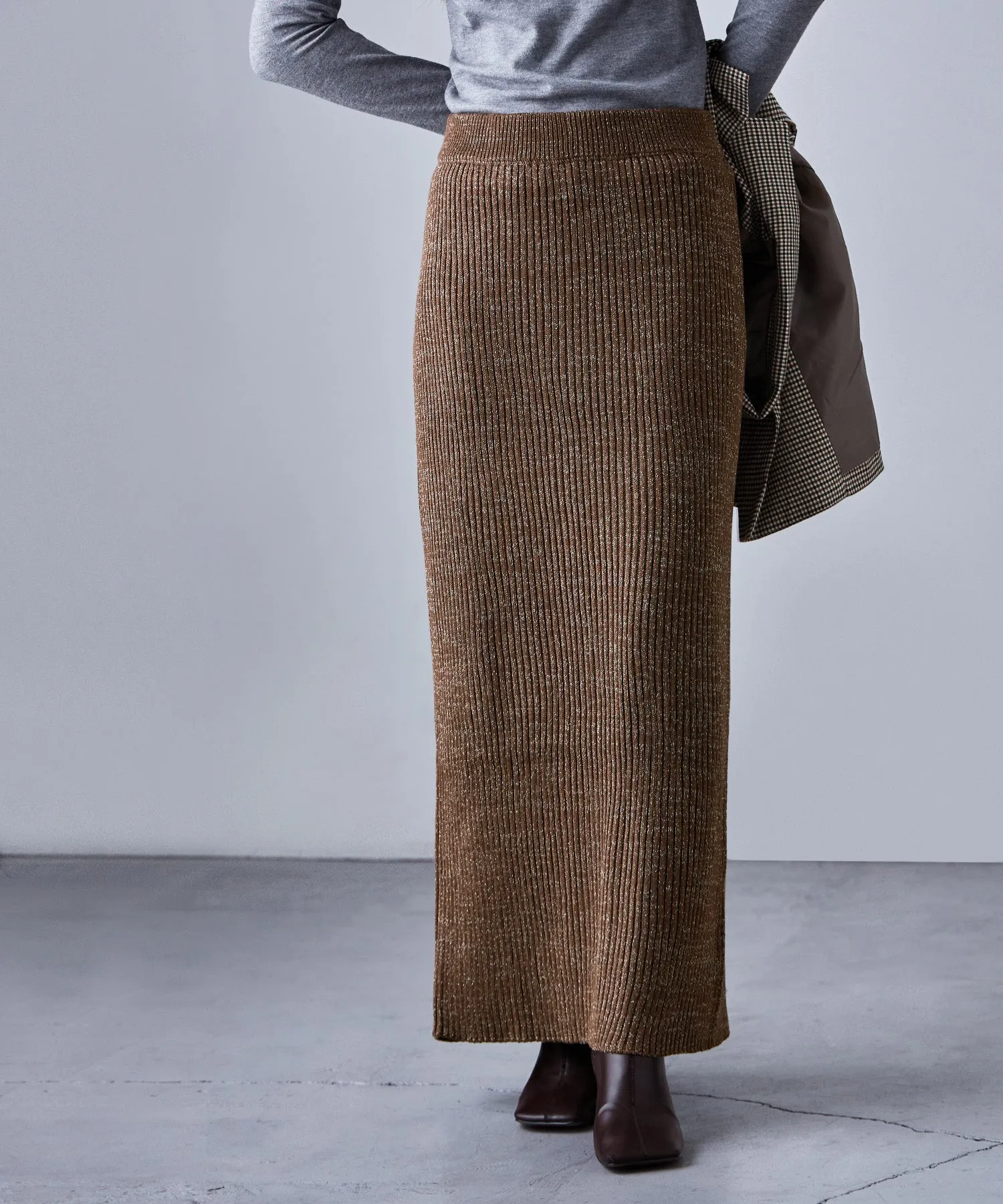 Lame knit tight skirt