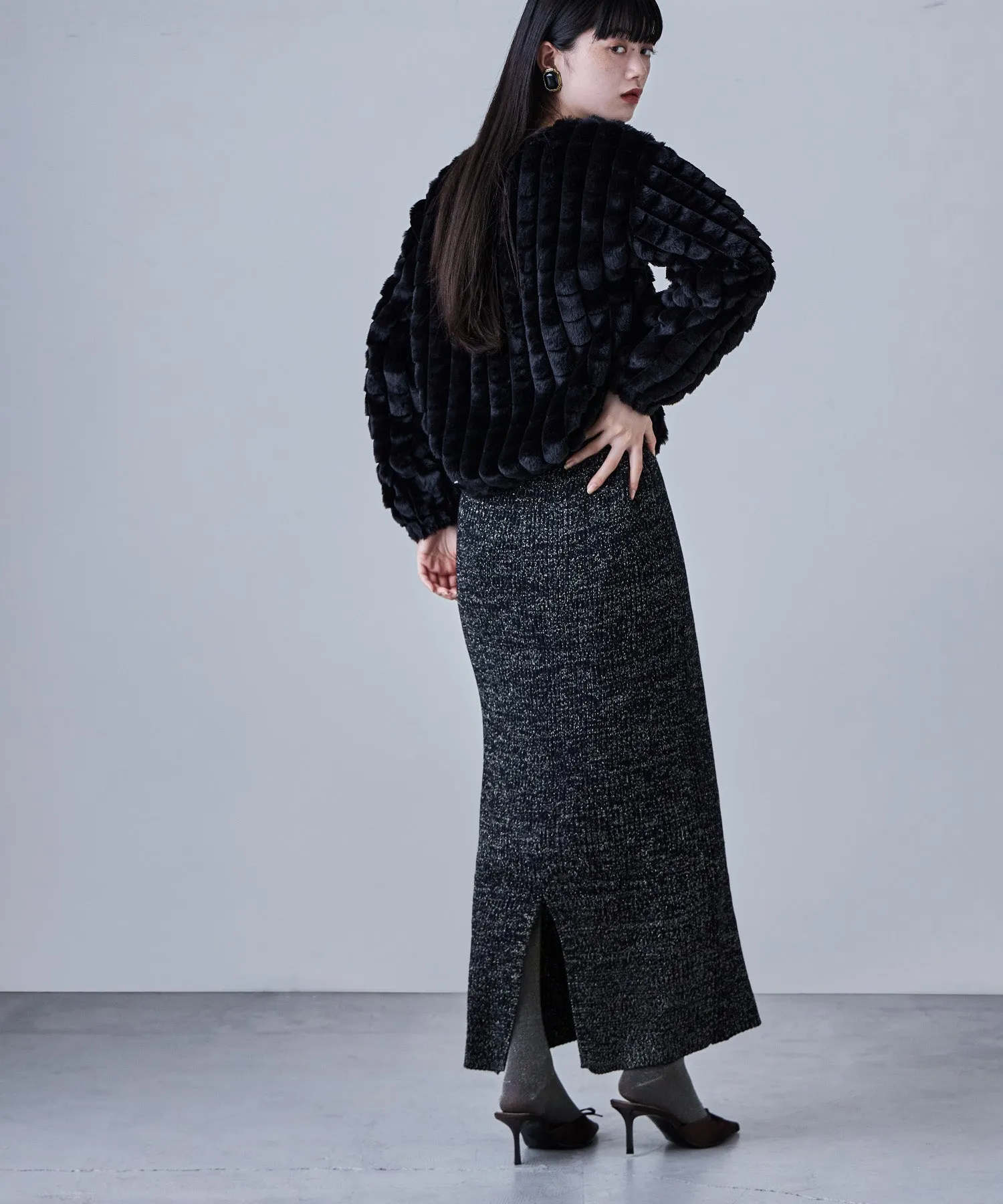 Lame knit tight skirt