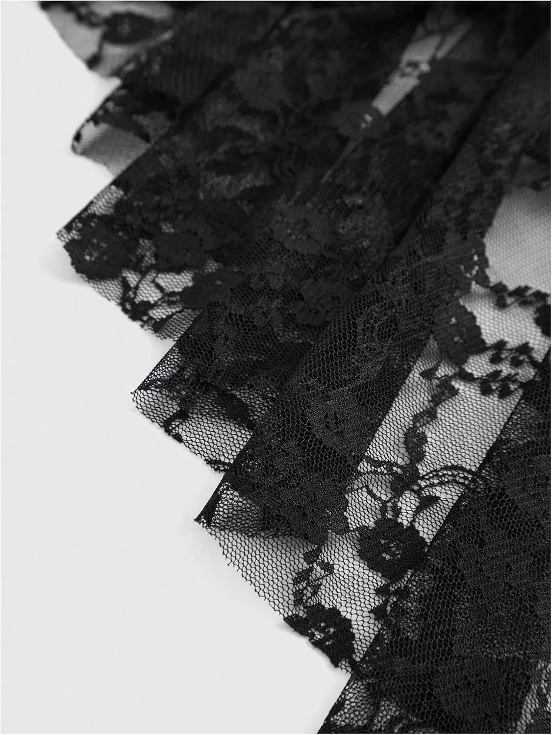 Verdusa Women's Goth Lace Fishtail Skirts Renaissance Ruffle Bodycon Long Skirt
