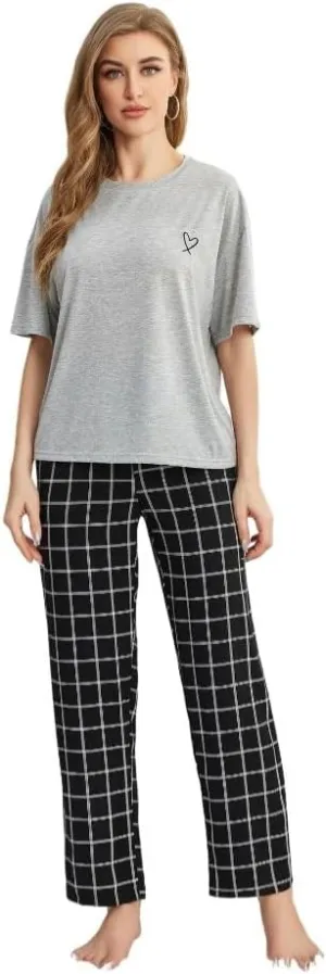 Women's Pajama Set, Short Sleeve T-Shirt with Heart Print and Plaid Pants, Casual Loungewear, Black and Red