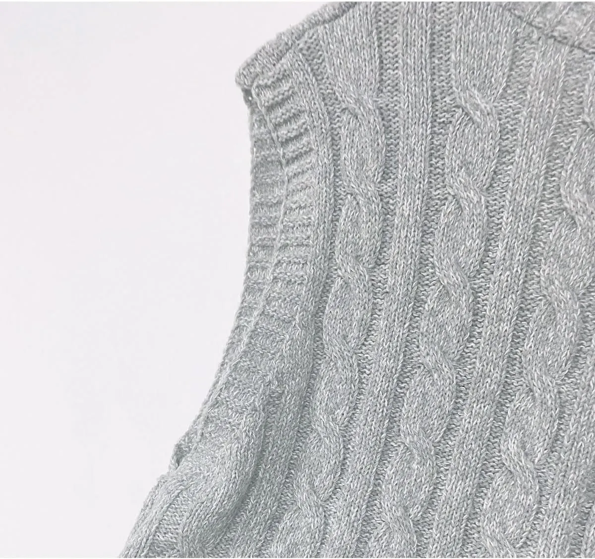 Women's Sweater Vest Sleeveless Button Down Knitted Cardigan Outwear with Pockets